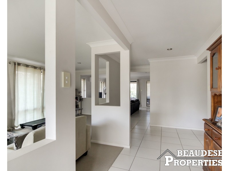 50-52 Carrigan Way, Gleneagle QLD 4285