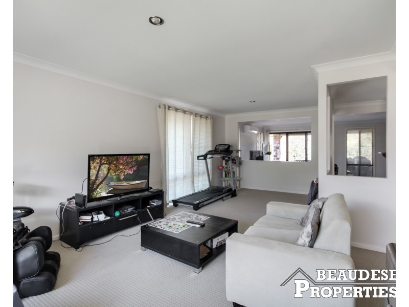 50-52 Carrigan Way, Gleneagle QLD 4285