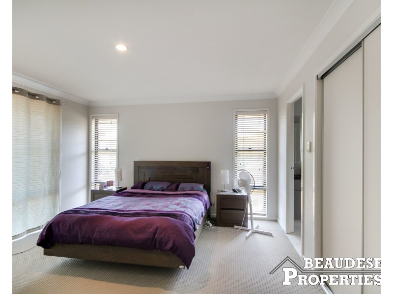50-52 Carrigan Way, Gleneagle QLD 4285