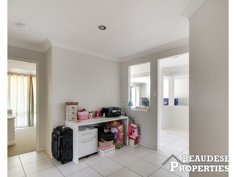50-52 Carrigan Way, Gleneagle QLD 4285