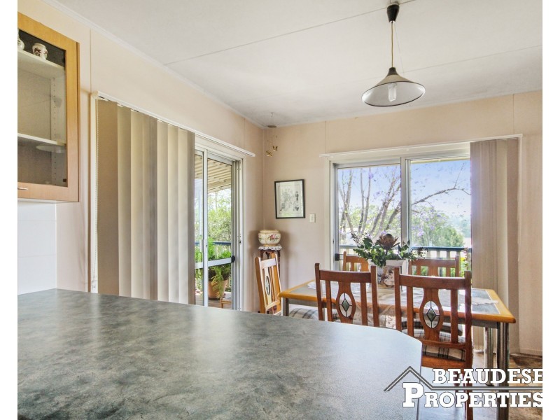 14 Beauview Crescent, Beaudesert QLD 4285