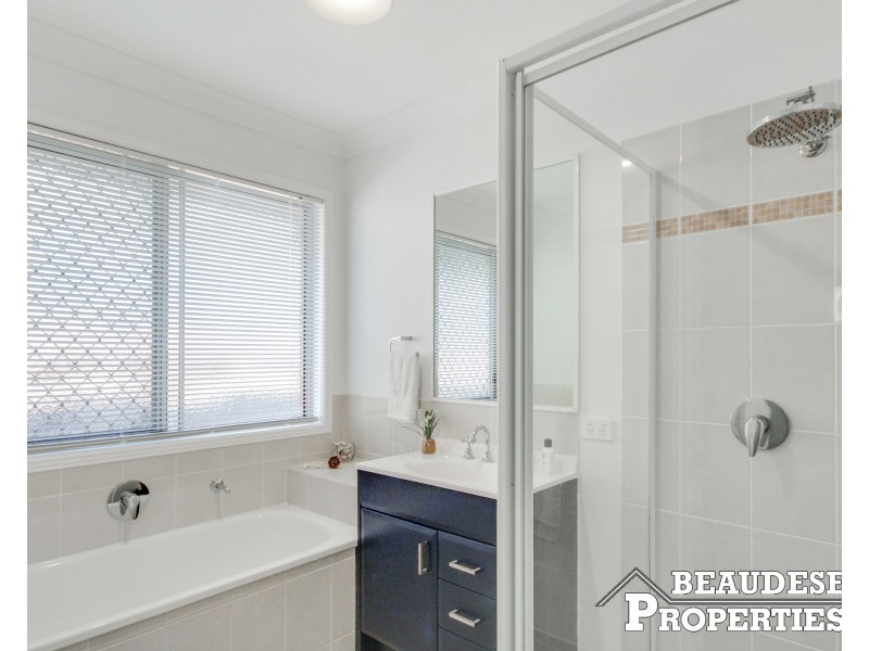 15 Hillside Crescent, Beaudesert QLD 4285