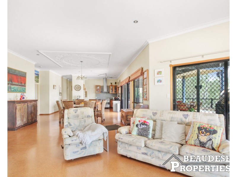 23 Kilmarnock Court, Mundoolun QLD 4285