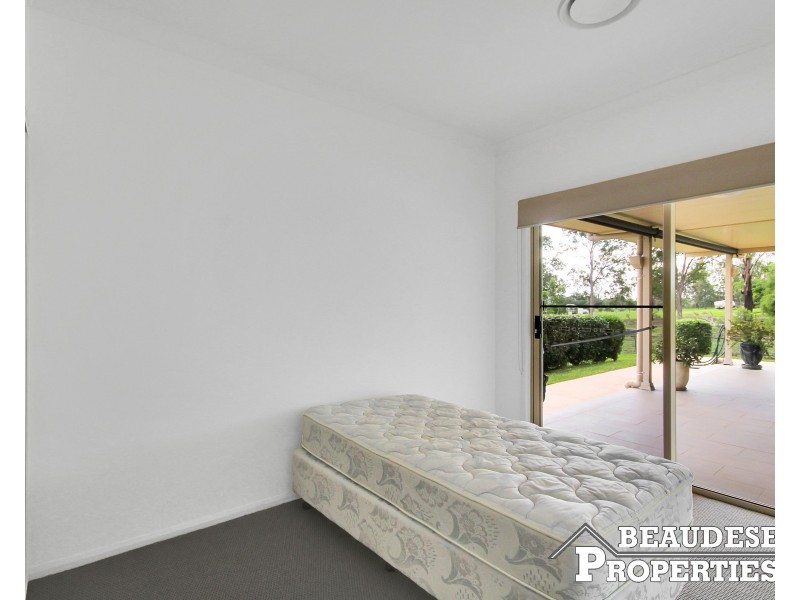 10-12 Corymbia Close, Beaudesert QLD 4285