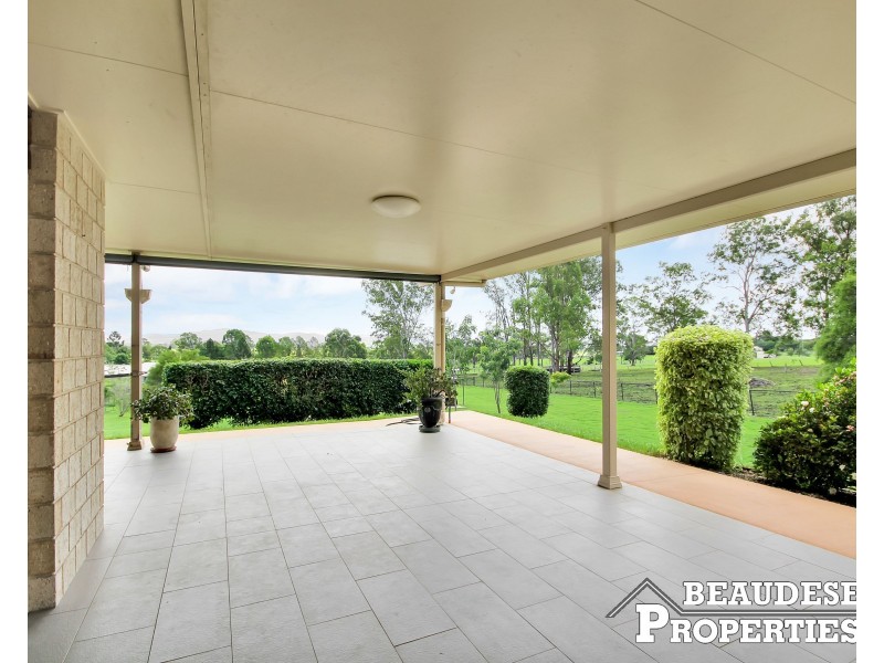 10-12 Corymbia Close, Beaudesert QLD 4285