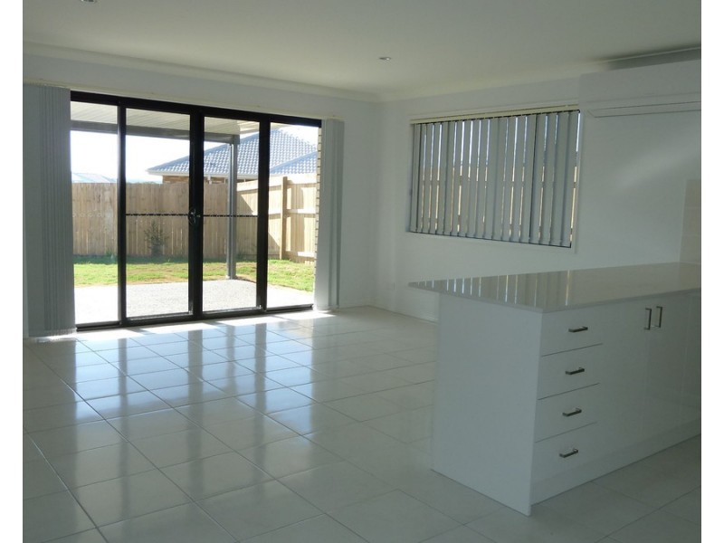 Gleneagle QLD 4285