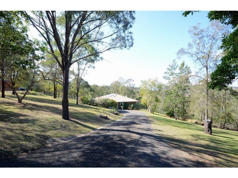 85 Boomerang Drive, Kooralbyn QLD 4285