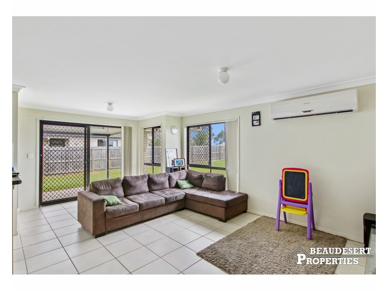 7 Hillside Crescent, Beaudesert QLD 4285