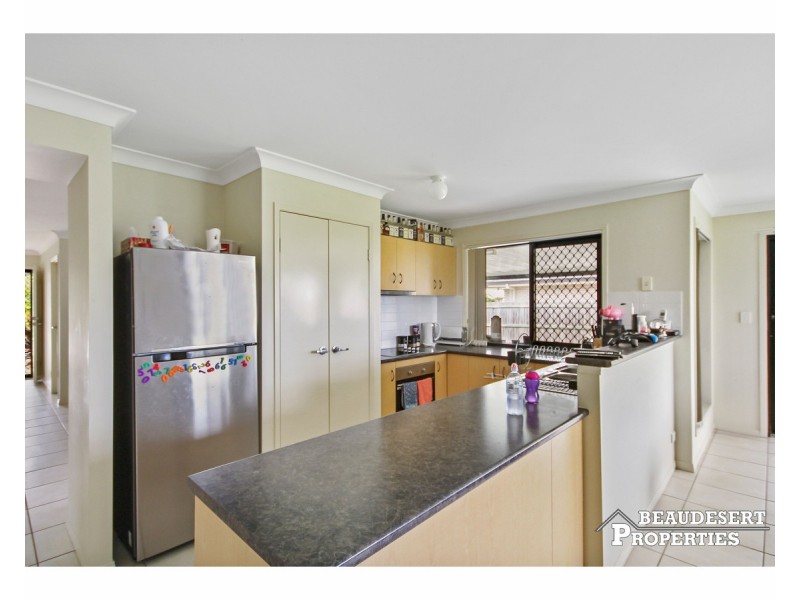 7 Hillside Crescent, Beaudesert QLD 4285