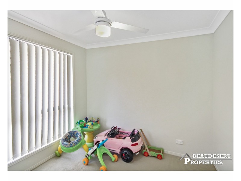 7 Hillside Crescent, Beaudesert QLD 4285