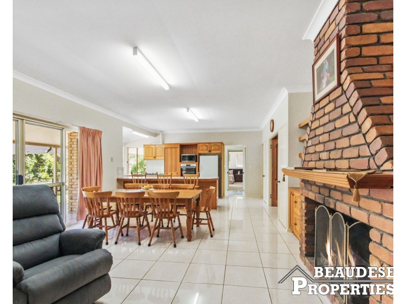 7-11 Day Road, Gleneagle QLD 4285