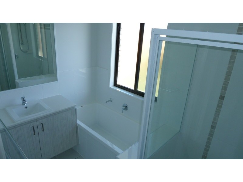 Gleneagle QLD 4285