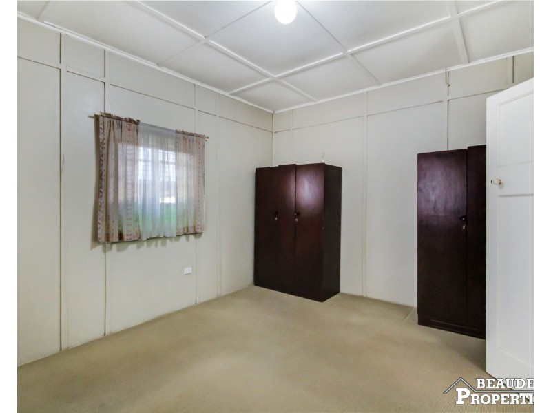 7 James Street, Beaudesert QLD 4285