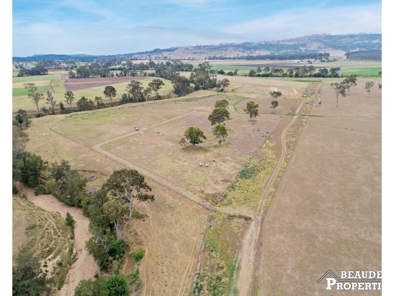 72 Round Mountain Road, Laravale QLD 4285