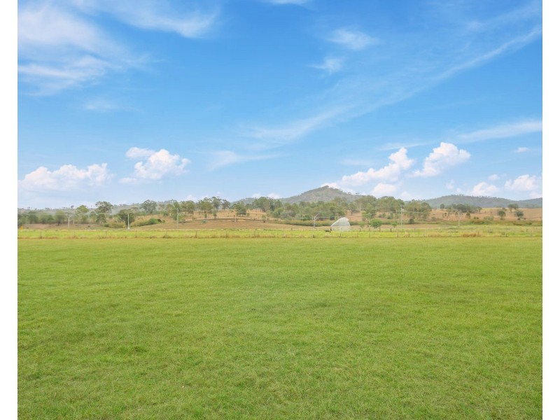 72 Round Mountain Road, Laravale QLD 4285