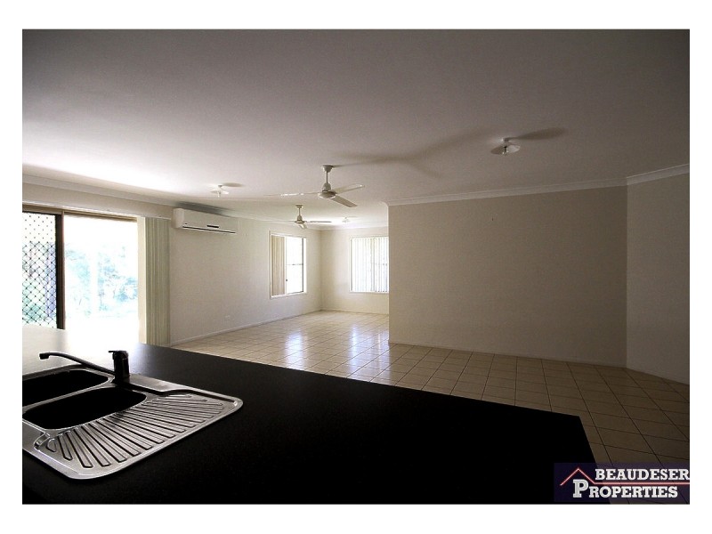 Gleneagle QLD 4285