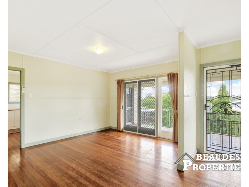 24 Kamarooka Street, Beaudesert QLD 4285