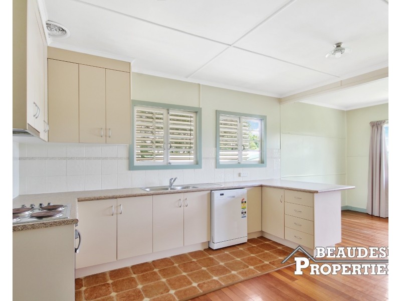 24 Kamarooka Street, Beaudesert QLD 4285