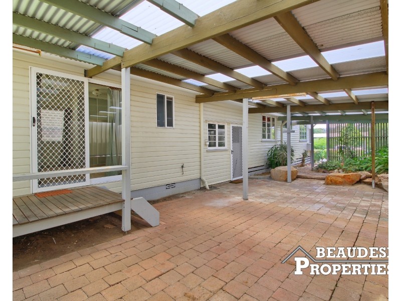 24 Kamarooka Street, Beaudesert QLD 4285