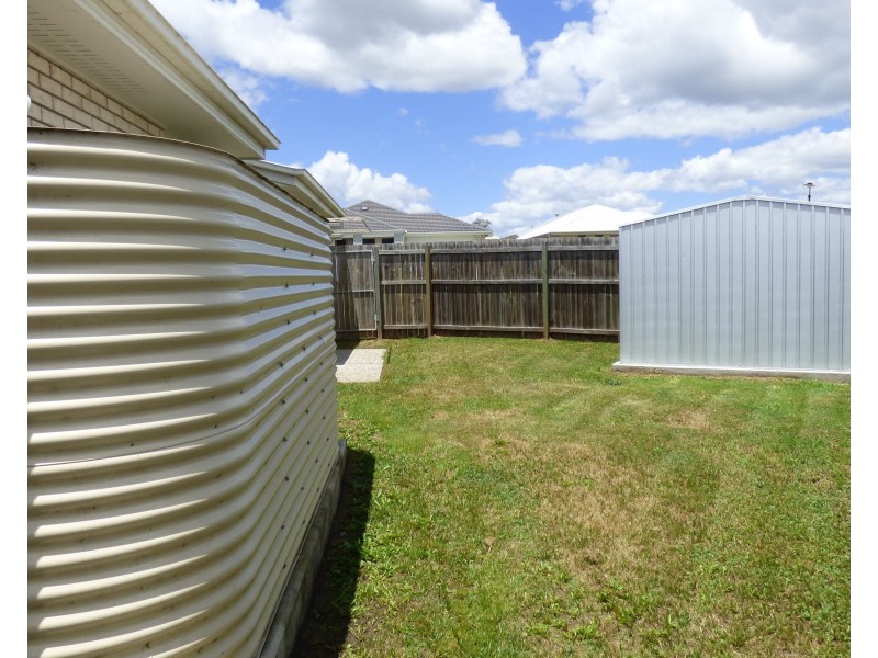 24 Finley Street, Gleneagle QLD 4285