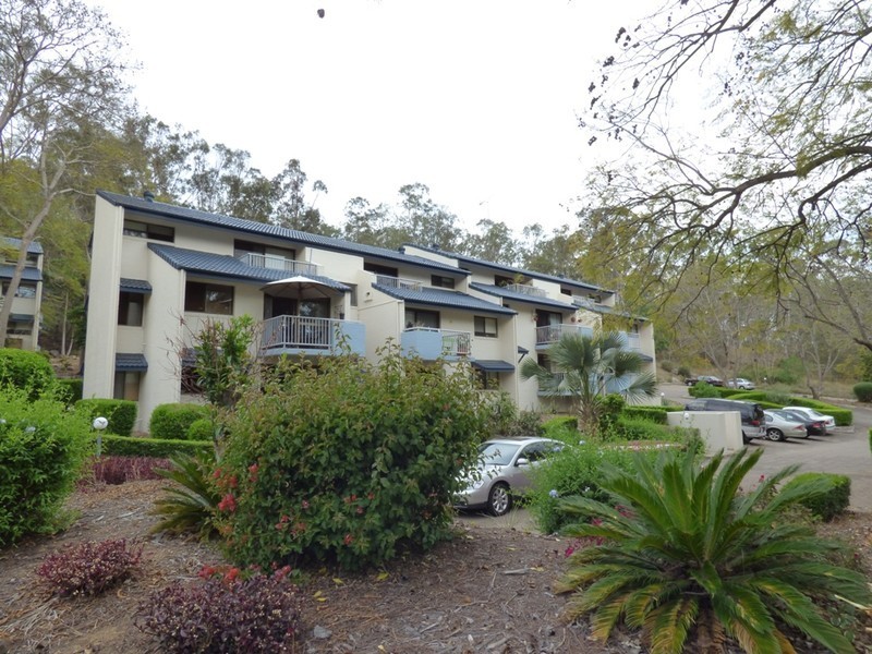 Kooralbyn QLD 4285