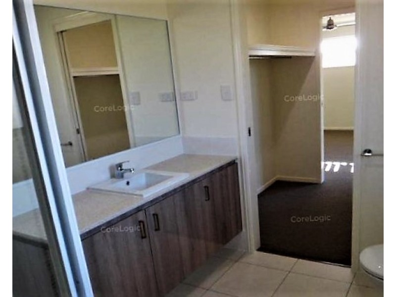 13 Phoebe Way, Gleneagle QLD 4285