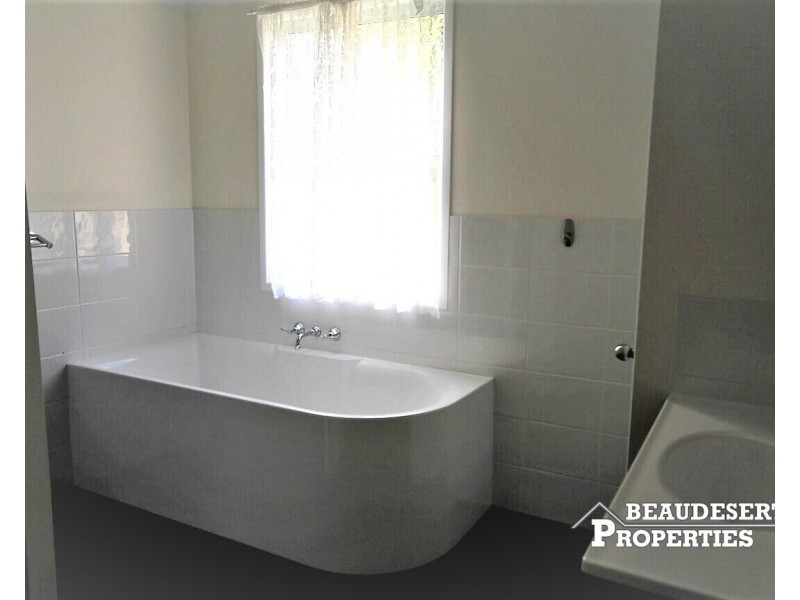 1 Railway Street, Kalbar QLD 4309