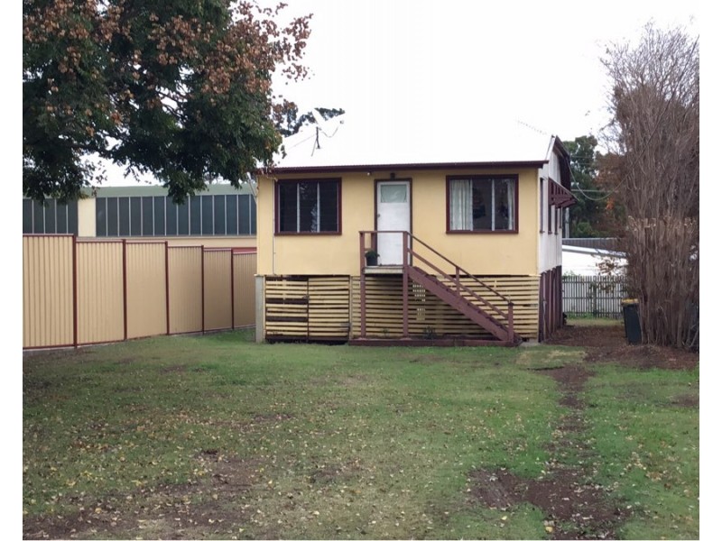 12 Brayford Street, Beaudesert QLD 4285