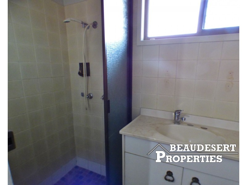 2/19A Albert Street, Beaudesert QLD 4285