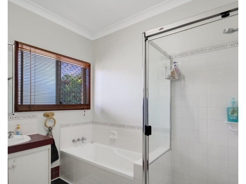 76-78 Tullamore Way, Gleneagle QLD 4285