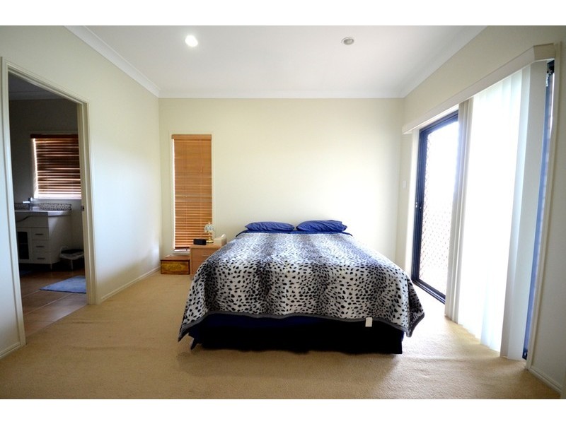 Kooralbyn QLD 4285