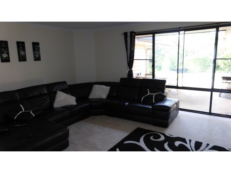 Gleneagle QLD 4285