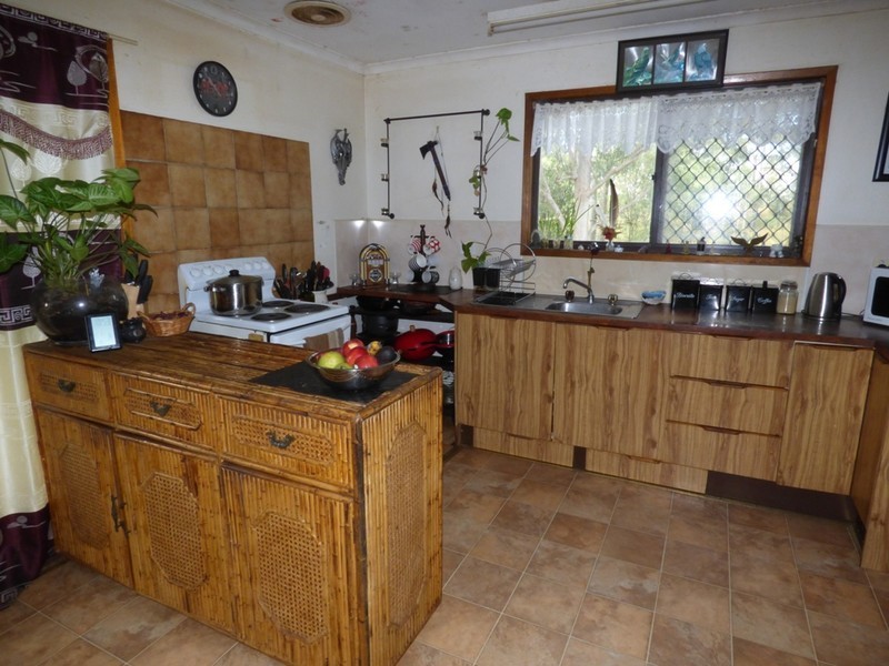 585 Sandy Creek Road, Bromelton QLD 4285