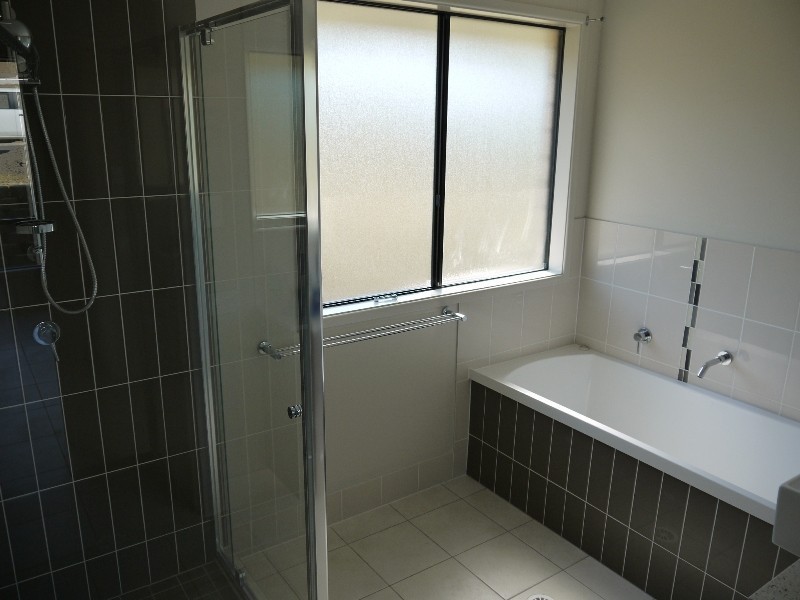 Gleneagle QLD 4285