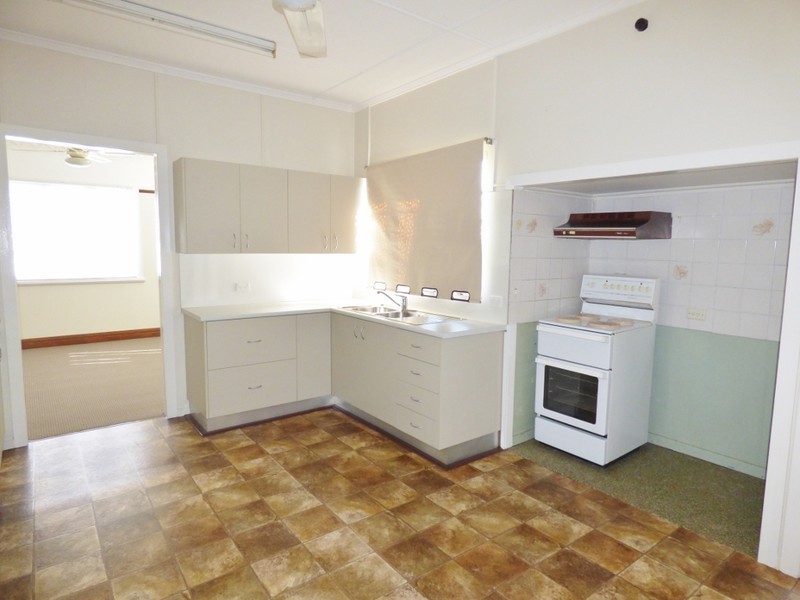 18 Duckett Street, Beaudesert QLD 4285