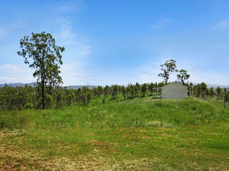 569 Oaky Creek Road, Innisplain QLD 4285