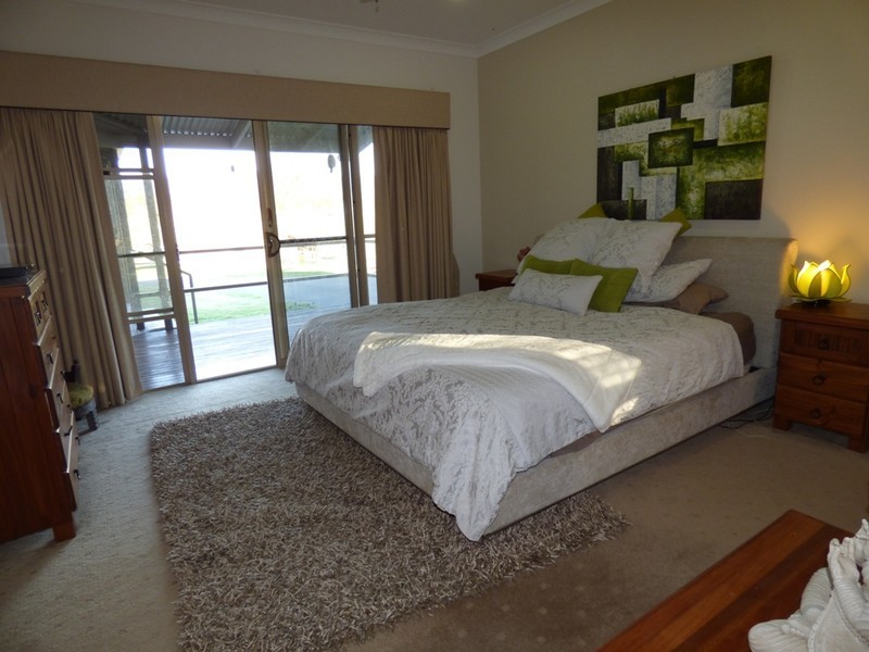 Laravale QLD 4285
