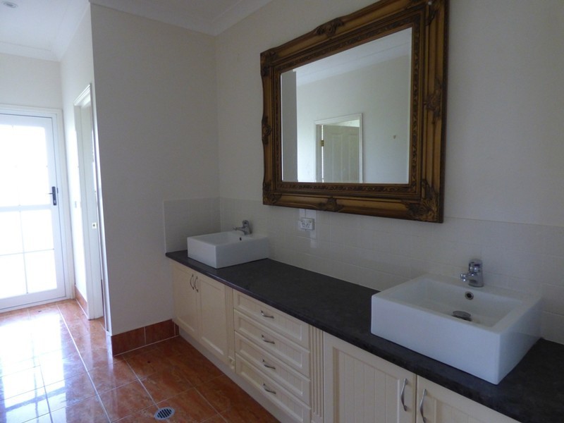 510 Oaky Creek Road, Innisplain QLD 4285