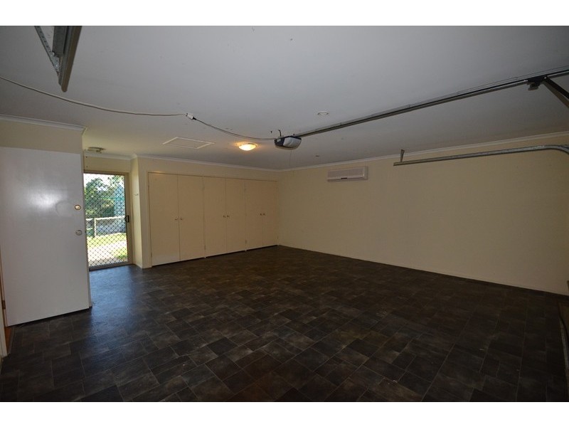 92 Walker Drive, Kooralbyn QLD 4285