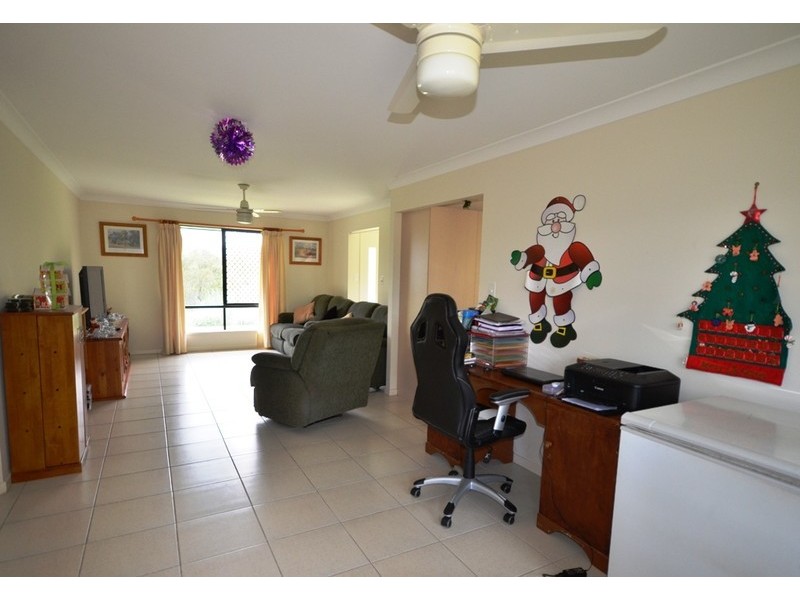 87 Walker Drive, Kooralbyn QLD 4285