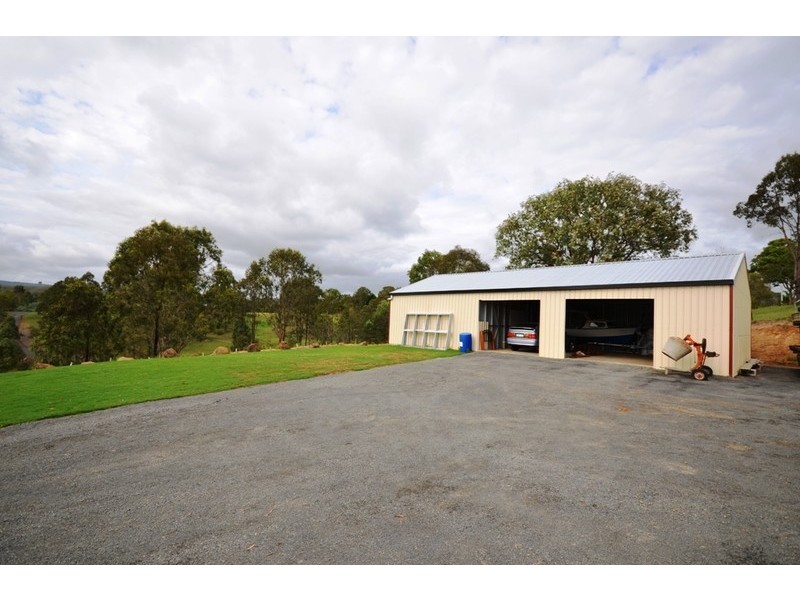 87 Walker Drive, Kooralbyn QLD 4285