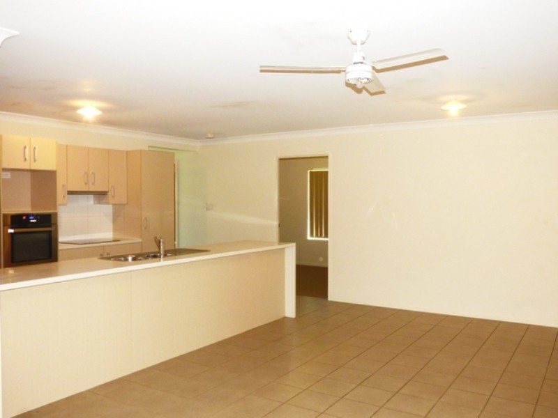 Gleneagle QLD 4285