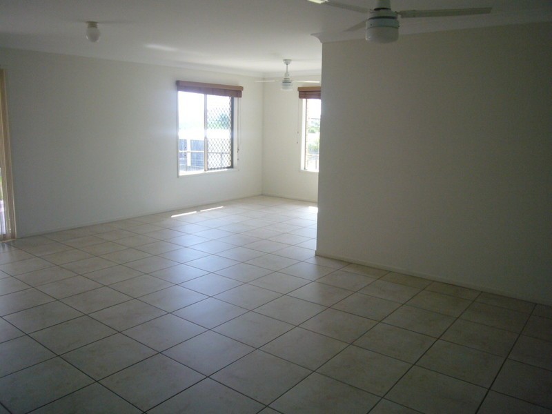 Gleneagle QLD 4285