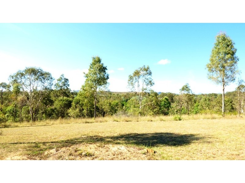 88 Walker Drive, Kooralbyn QLD 4285