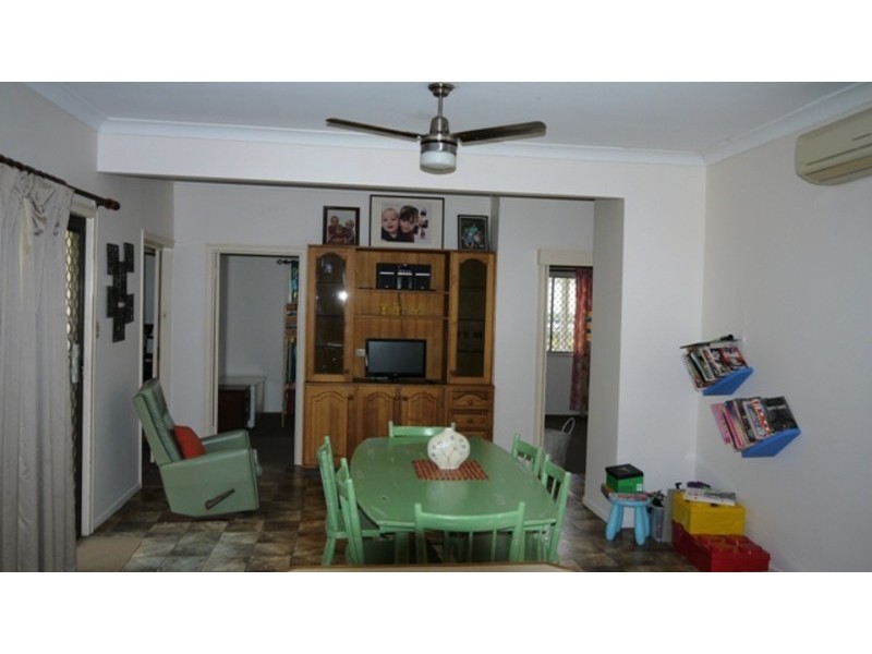 16 Hopkins Street, Beaudesert QLD 4285
