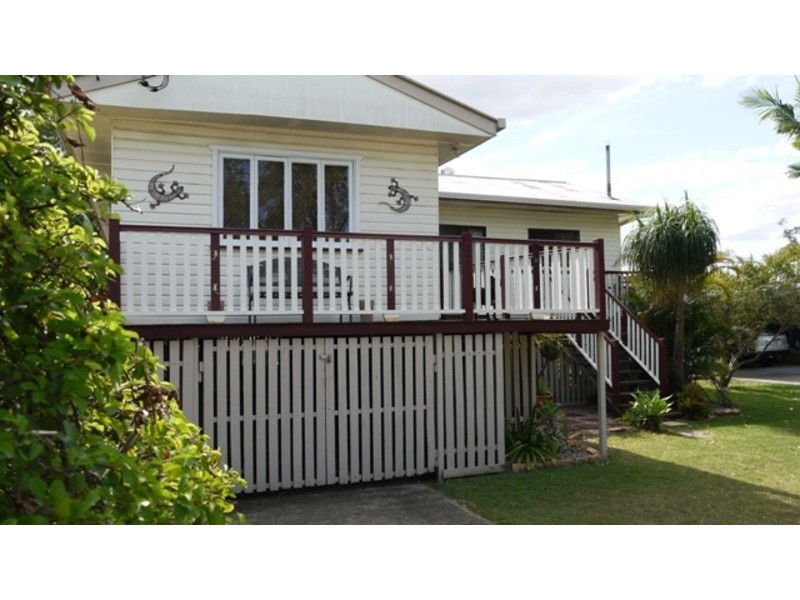 16 Hopkins Street, Beaudesert QLD 4285