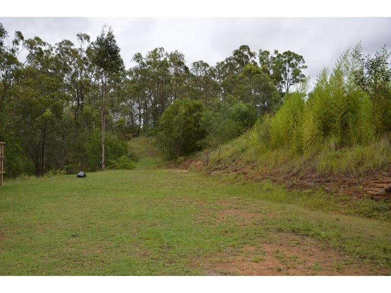 135 Campbell Drive, Kooralbyn QLD 4285