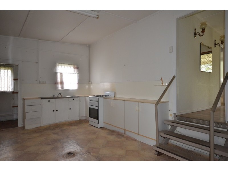 8 Tina Street, Beaudesert QLD 4285