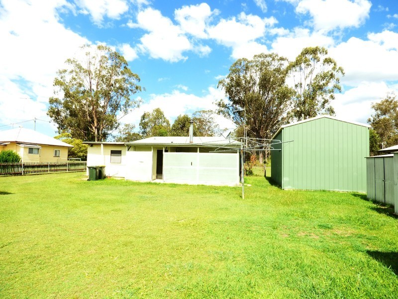 8 Tina Street, Beaudesert QLD 4285