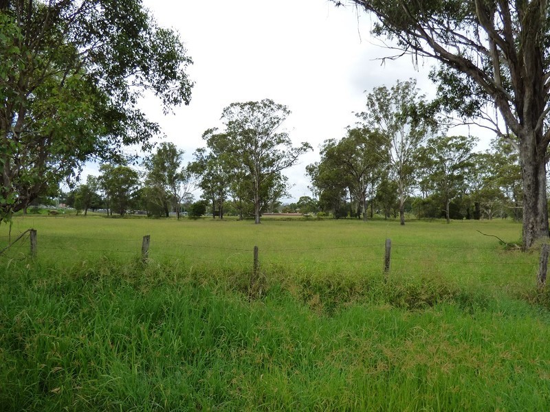 8 Tina Street, Beaudesert QLD 4285